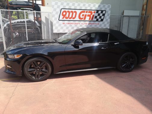 Ford Mustang 2.3 ecoboost cabrio powered by 9000 Giri