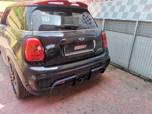 Mini Cooper S Jcw powered by 9000 giri