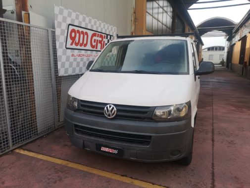 Vw Transporter T5 powered by 9000 Giri