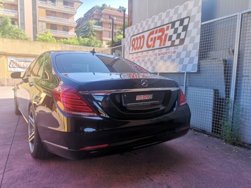 Mercedes S350d powered by 9000 Giri