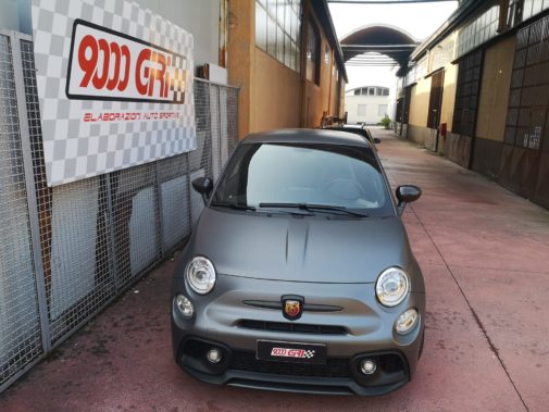 Fiat 500 Abarth powered by 9000 Giri