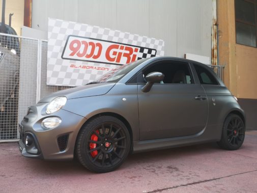 Fiat 500 Abarth powered by 9000 Giri