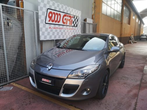 Renault Megane Rs powered by 9000 Giri