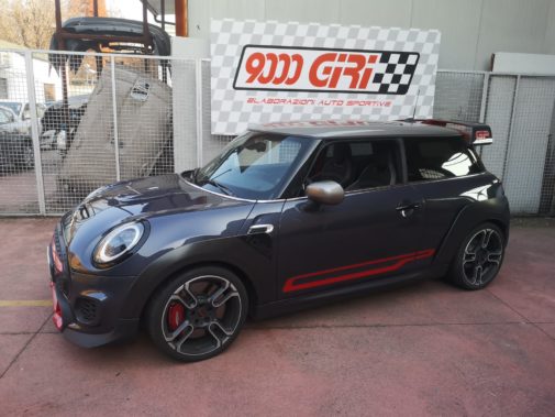 Mini Cooper Jcw Gp powered by 9000 Giri 