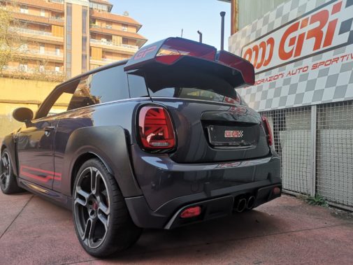 Mini Cooper Jcw Gp powered by 9000 Giri 