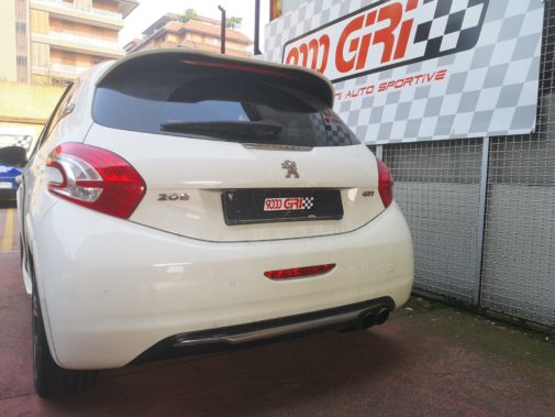 Peugeot 208 gti powered by 9000 Giri