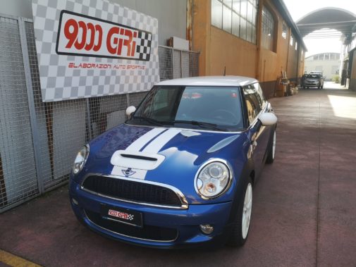 Mini Cooper S 1.6 powered by 9000 Giri