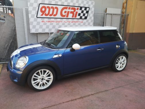 Mini Cooper S 1.6 powered by 9000 Giri