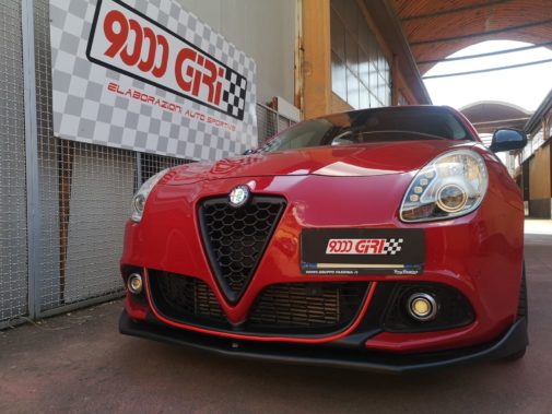 Alfa Romeo Giulietta 2.0 jtdm powered by 9000 Giri