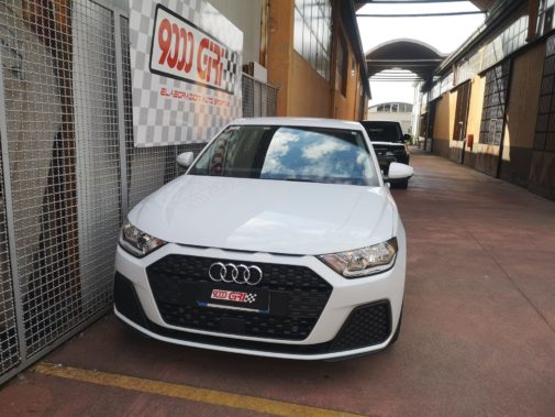 Audi A1 1.0 tfsi powered by 9000 Giri