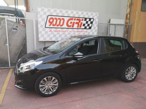 Peugeot 208 1.2 3 cilindri powered by 9000 Giri