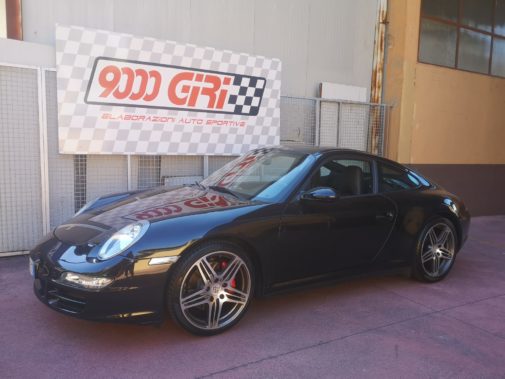 Porsche 997 Carrera 4S powered by 9000 Giri