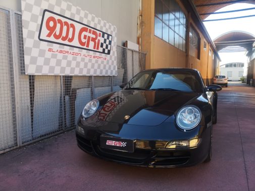 Porsche 997 Carrera 4S powered by 9000 Giri