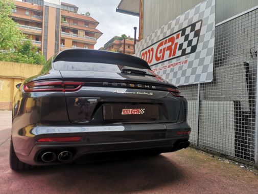 Porsche Panamera 4.0 Turbo Hybrid powered by 9000 Giri