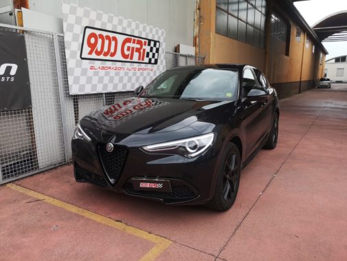 Alfa Stelvio 2.0 tb powered by 9000 Giri