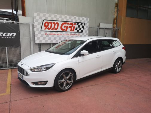 Ford Focus 1.5 tdci powered by 9000 Giri