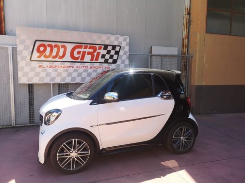 Smart 453 Fortwo modifica assetto con distanziali 16 mm Simoni Racing