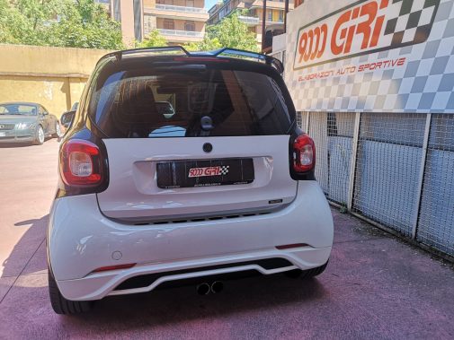 Smart 453 Fortwo modifica assetto con distanziali 16 mm Simoni Racing