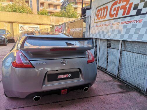 Dischi + pastiglie sportive Ebc + tagliando con olio Bardhal eseguito su Nissan 370Z