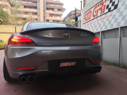 Assetto con molle Eibach Pro Kit + linea di scarico Supersprint con terminale a 4 uscite su Bmw Z4 23i