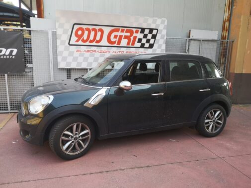 Tagliando completo con olio Bardhal 5w30 eseguito su Mini Countryman 1.6 td