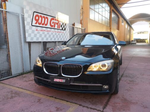 Bmw 750i Xdrive con doppia centralina Seletron Chip Box programmata by 9000 Giri