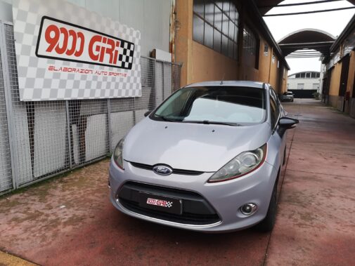 Ford Fiesta 1.2 16v rimappatura centralina elettronica + pedalbooster touch + filtro aria sportivo Bmc