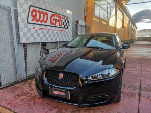 Jaguar Xf 3.0 tdi montaggio Active Sound Booster Maxhaust versione Pro