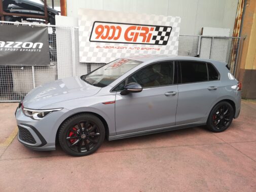 Terminale di scarico sportivo omologato Ragazzon Performance + tubo centrale diretto + filtro aria Bmc montati su Vw Golf 8 Gti