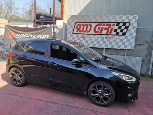 Ford Fiesta 1.2 St rimappatura centralina, pedalbooster, filtro aria, tagliando con olio Bardhal