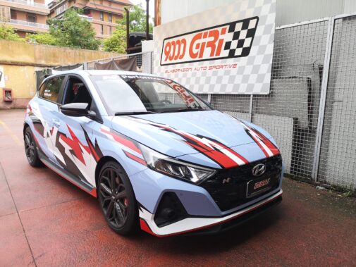 Hyundai I20N con terminale sportivo omologato Inoxcar e centrale diretto gr N