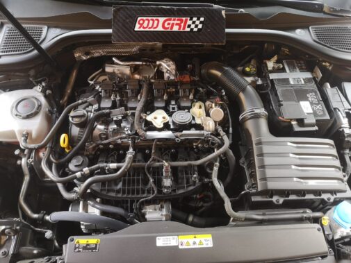 Golf 8R 2.0 tfsi con centralina Power King kit aspirazione Eventuri e pastiglie Ebc mescola gialla