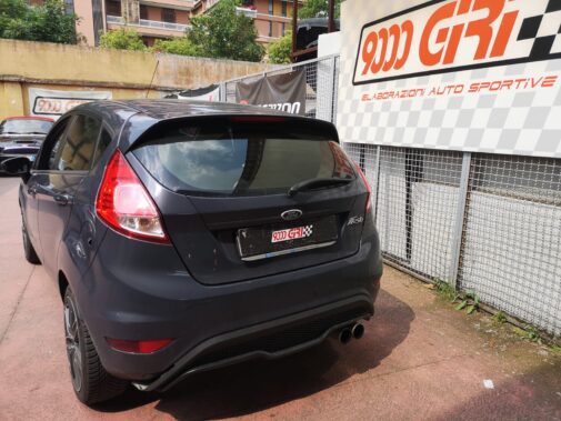 Rimappatura centralina elettronica via seriale su Ford Fiesta 1.4 16v