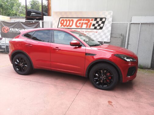 Jaguar E-Pace con cerchi Msw 42 neri lucidi 19" + gomme Nexen Sport suv 235/55/19