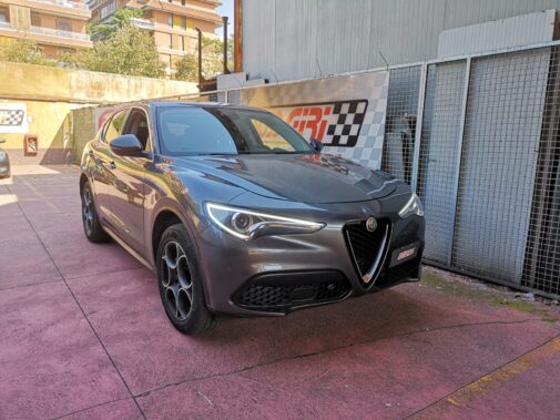 Alfa Romeo Stelvio 2.0 Q4 tb con terminale sportivo omologato Ragazzon Performance montato da 9000 Giri elaborazioni