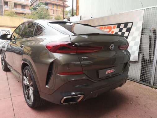 Bmw X6 M50 d con Active Sound Booster Panthera montato da 9000 Giri elaborazioni auto sportive Milano