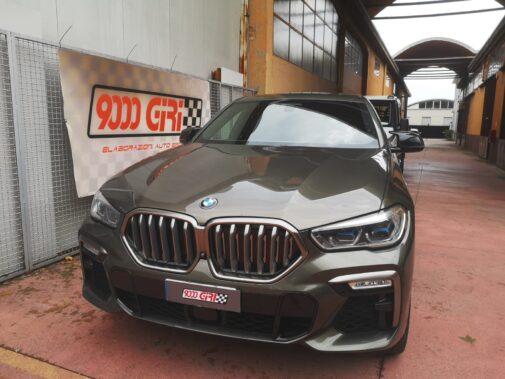 Bmw X6 M50 d con Active Sound Booster Panthera montato da 9000 Giri elaborazioni auto sportive Milano