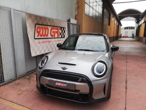 Mini Cooper S R56 servizio insonorizzazione pannelli porta scocca baule passaruota con pannelli Isofix