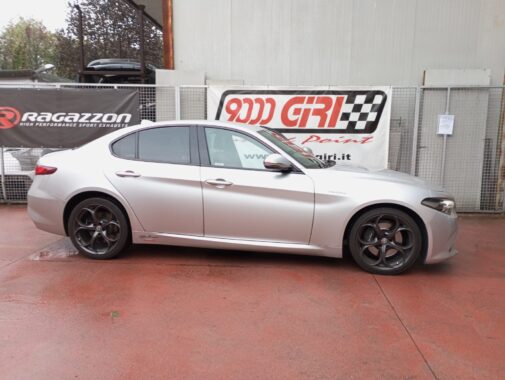 Alfa Romeo Giulia 2.2 td con Active Sound Booster Panthera montato da 9000 Giri elaborazioni auto sportive