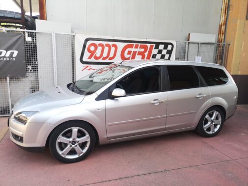 Ford Focus 1.6 tdci rimappatura centralina elettronica motore per incrementare valori di coppia e potenza by 9000 Giri