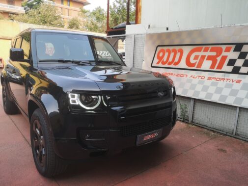 Land Rover Defender 3.0 td Active Sound Booster Panthera gestito tramite app montato da 9000 giri elaborazioni