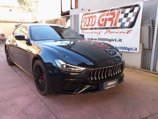 Maserati Ghibli 3.0 td montaggio Active Sound Booster Maxhaust versione Bridge by 9000 Giri elaborazioni